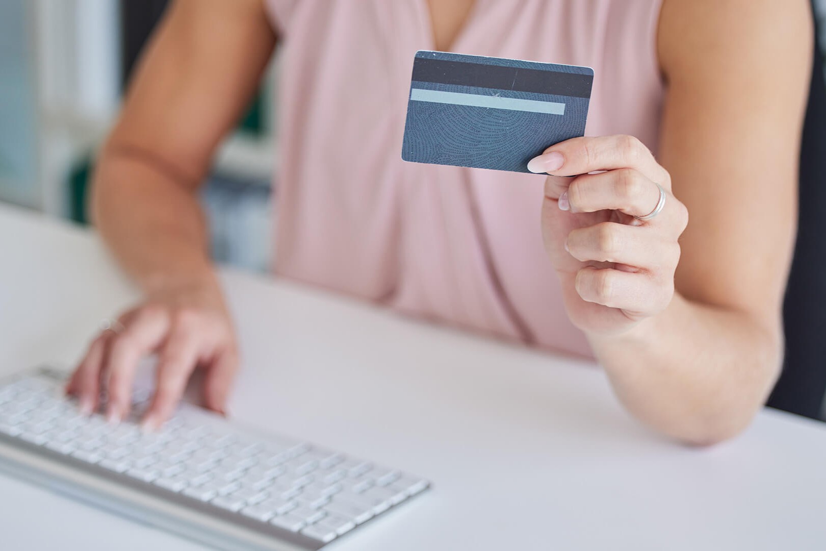 Campaigns, ecom page, Giant Elk Creative